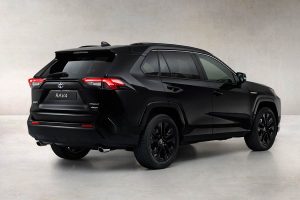 Toyoa RAV4 Hybrid Black Edition (2)