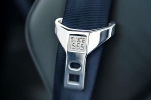 anaklisi volvo zwnes