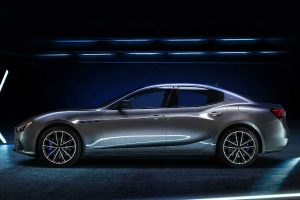 maserati ghibli hybrid4