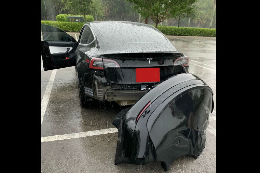 https://autogreeknews.gr/wp-content/uploads/2020/07/tesla-pisw-profylaktiras.jpg