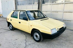 1990 skoda favorit