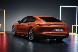 2020 porsche panamera 11