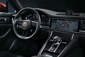 2020 porsche panamera 8