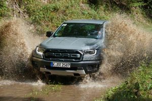 Ford-Ranger-Raptor-(4)