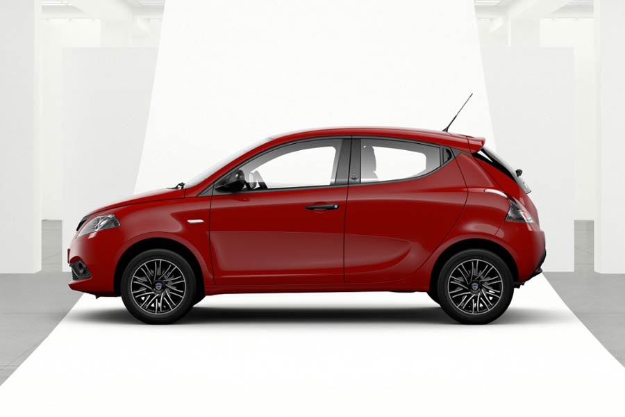 https://autogreeknews.gr/wp-content/uploads/2020/08/Lancia-Ypsilon-CNG-3.jpg