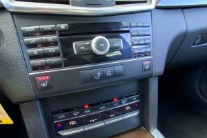 Mercedes_E_200_CDI_2010_W212-(2)