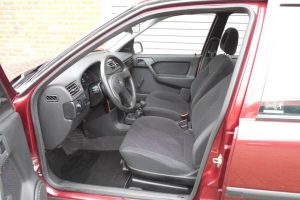 Opel-Vectra-1993-(1)