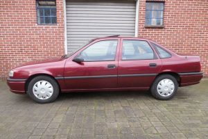 Opel-Vectra-1993-(7)