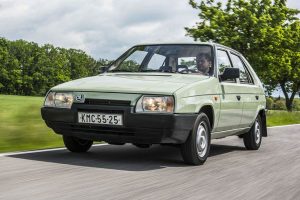 Skoda-Favorit-(1)