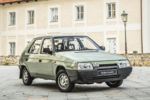 Skoda-Favorit-(3)
