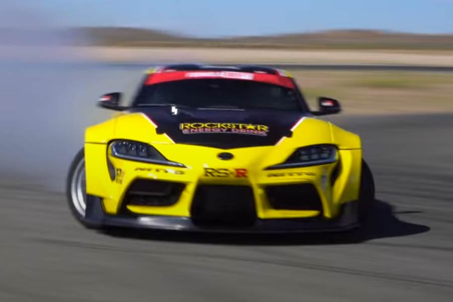 «Ελληνική» Toyota Supra 1.050 ίππων καίει λάστιχο