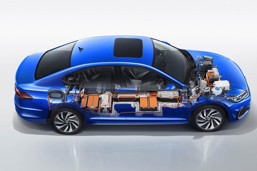 https://autogreeknews.gr/wp-content/uploads/2020/08/VW-e-Bora-4.jpg