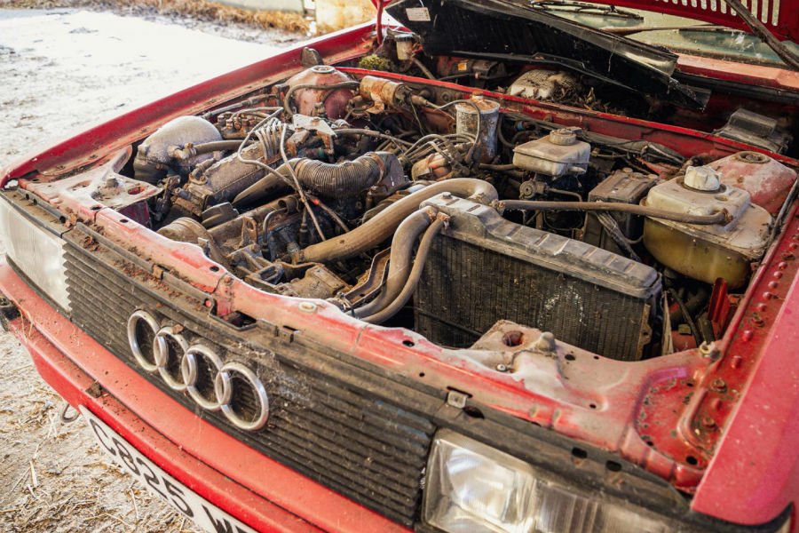 https://autogreeknews.gr/wp-content/uploads/2020/08/audi-quattro-barn-find5.jpg