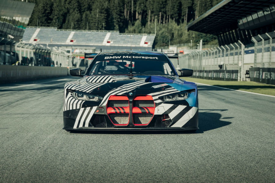 https://autogreeknews.gr/wp-content/uploads/2020/08/bmw-m4-and-m4-gt3-10.jpg