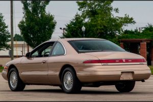 lincoln mark viii 4