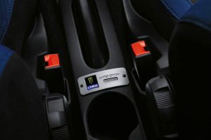 Abarth-595-Monster-Energy-Yamaha-(7)