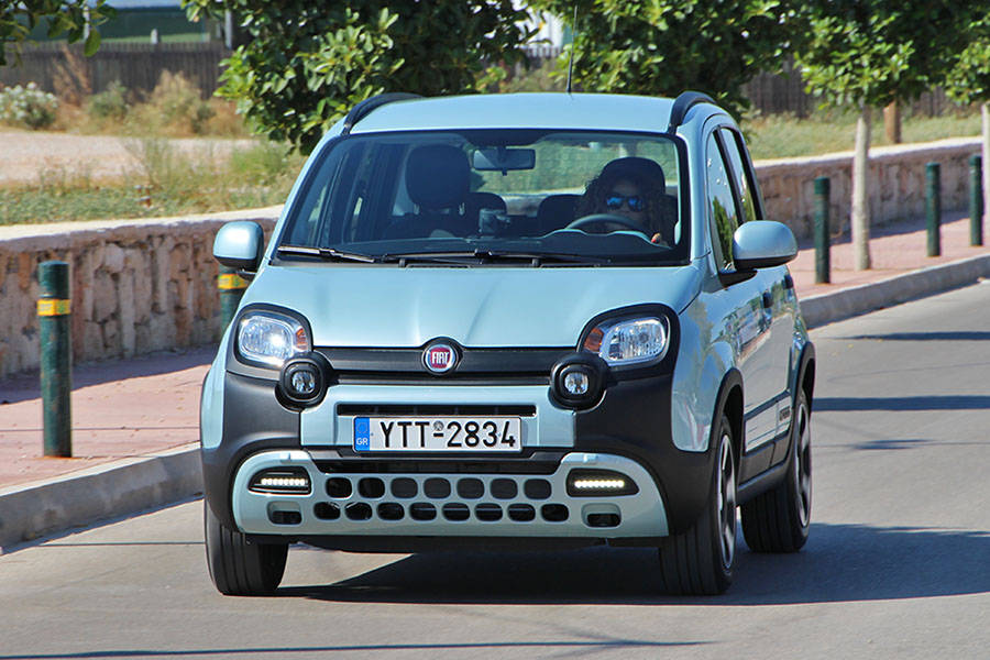 https://autogreeknews.gr/wp-content/uploads/2020/09/Fiat-Panda-1.0-Hybrid-10.jpg