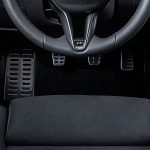 Hyundai-i30-n-line_pedals