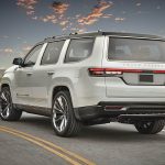 Jeep-Grand-Wagoneer-(2)