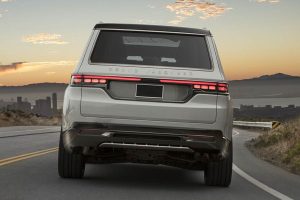 Jeep-Grand-Wagoneer-(3)