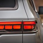 Jeep-Grand-Wagoneer-(6)