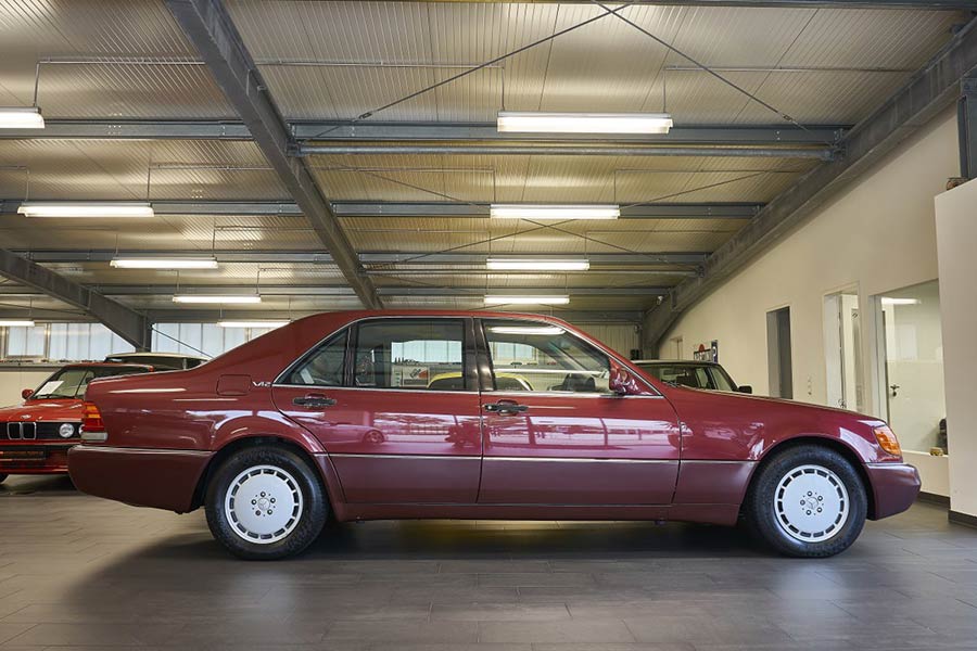https://autogreeknews.gr/wp-content/uploads/2020/09/Mercedes-600-SEL-1991-14.jpg