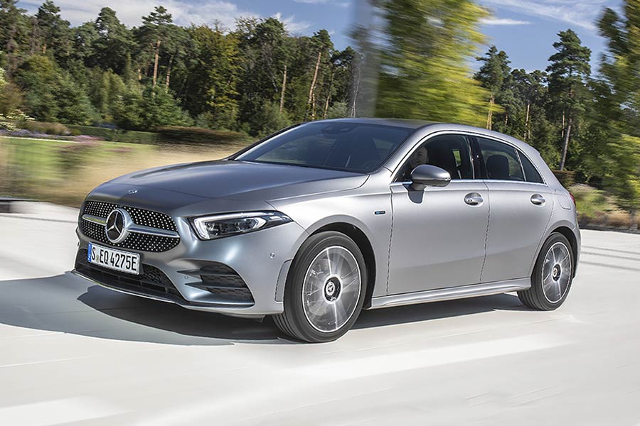 https://autogreeknews.gr/wp-content/uploads/2020/09/Mercedes-A-250-e-1.jpg