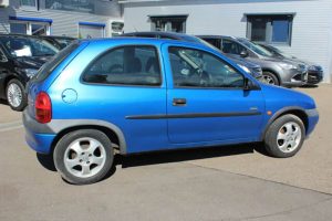Opel-Corsa-Edition-2000-(2)