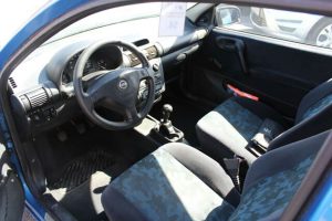 Opel-Corsa-Edition-2000-(7)