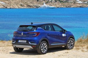 Renault-Captur-1.5-Blue-dCi-115-(5)