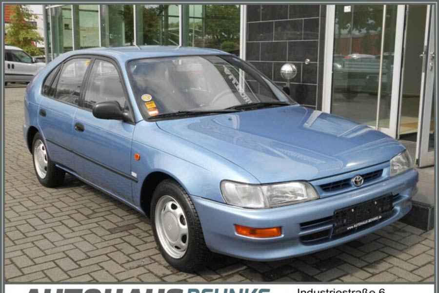 https://autogreeknews.gr/wp-content/uploads/2020/09/Toyota-Corolla-1995-1.jpg
