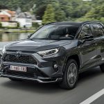 Toyota-RAV4-Plug-in-Hybrid-(1)