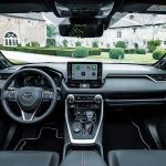 Toyota-RAV4-Plug-in-Hybrid-(9)
