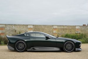 aston martin victor 5