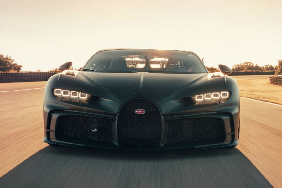 https://autogreeknews.gr/wp-content/uploads/2020/09/bugatti-chiron-pur-sport-nardo-4.jpg