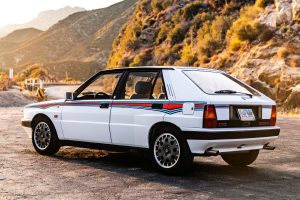 lancia delta integrale martini 4