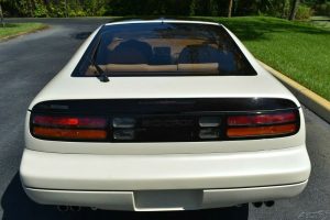 nissan 300zx glacier white 5