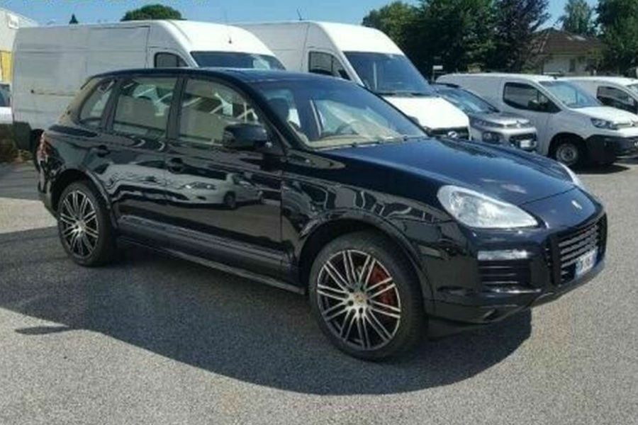 https://autogreeknews.gr/wp-content/uploads/2020/09/porsche-cayenne-400000-xlm.jpg