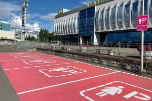 women parking space 3