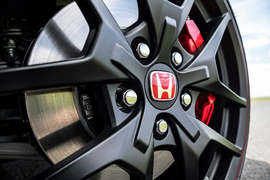 https://autogreeknews.gr/wp-content/uploads/2020/10/2020-honda-civic-type-r-eu-12.jpg