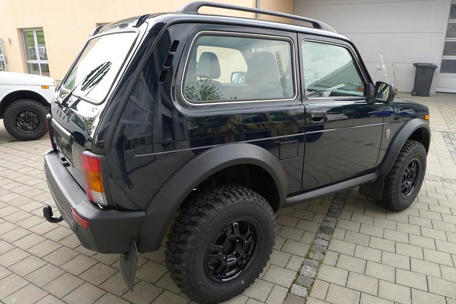 https://autogreeknews.gr/wp-content/uploads/2020/10/Lada-Niva-Euro6-3.jpg