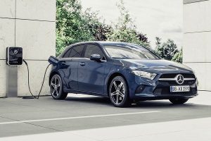 Mercedes-A-250-e-(16)