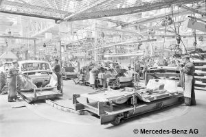 Mercedes-Benz-W120-(1)