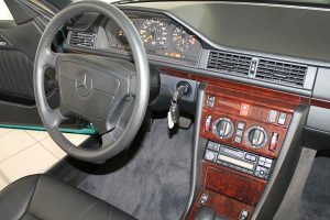 Mercedes-E-200-Cabrio-1997-(12)