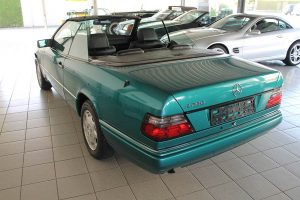 Mercedes-E-200-Cabrio-1997-(8)