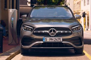 Mercedes-GLA-250-e-2