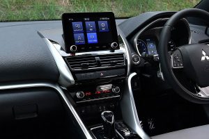 Mitsubishi-Eclipse-Cross-4-(1)