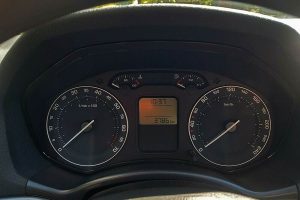 Skoda-Octavia-1.6-MPI-2008-(2)