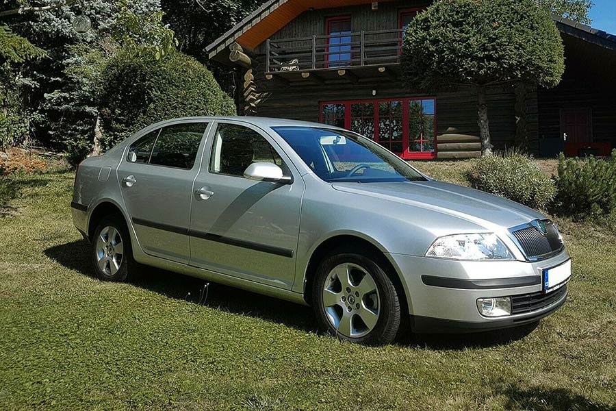 https://autogreeknews.gr/wp-content/uploads/2020/10/Skoda-Octavia-1.jpg