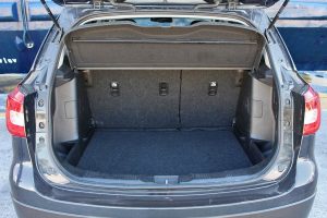 Suzuki-SX4-S-Cross-1.4-Hybrid-(8)